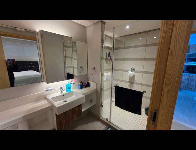1 BEDROOM APARTMENT FOR SALE IN UMHLANGA CENTRAL